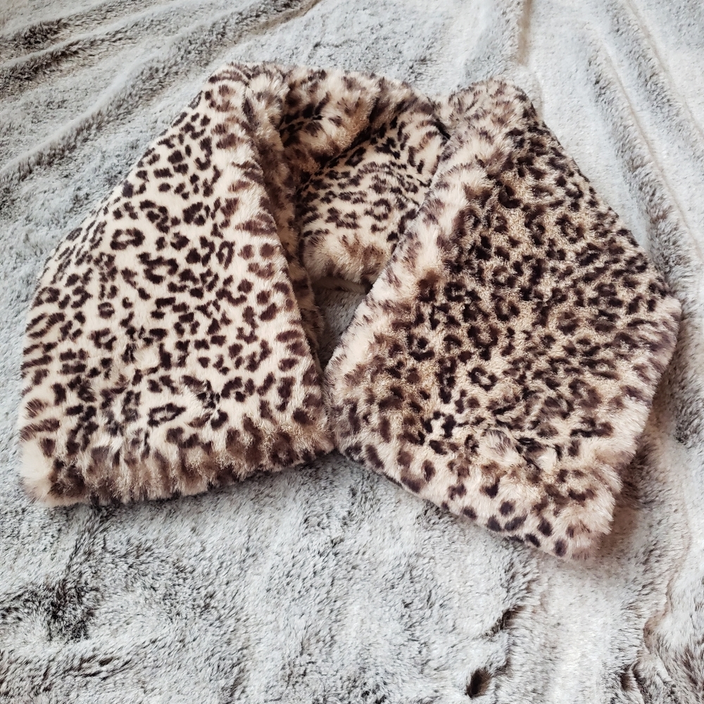 Loft Animal Print Scarf